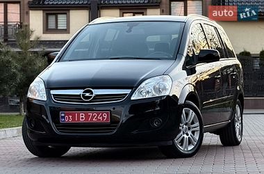 Мінівен Opel Zafira 2011 в Білій Церкві