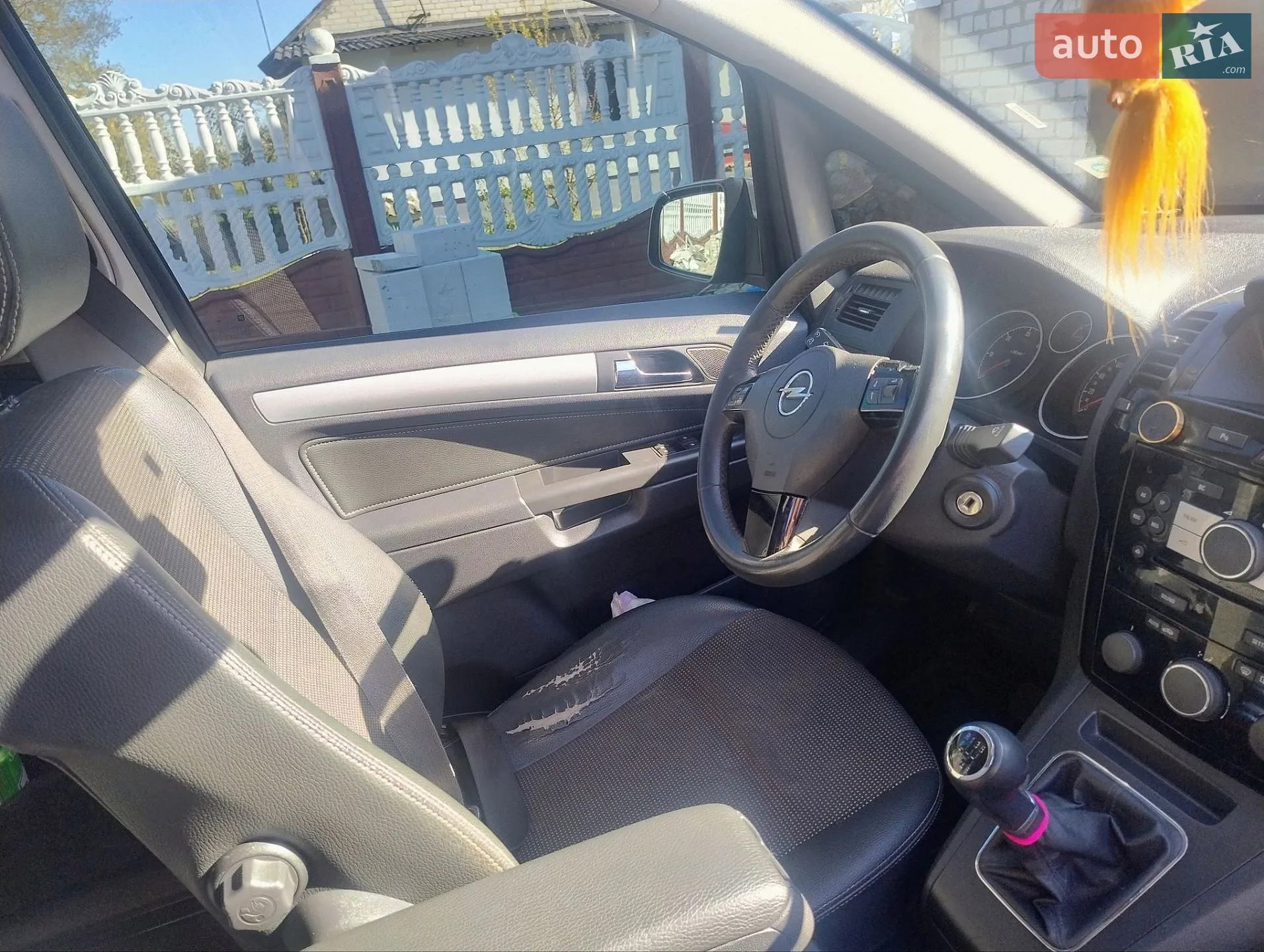 2010 Opel Zafira - мініатюра 9