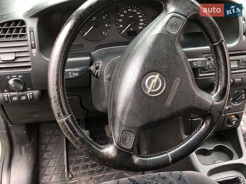 Минивэн Opel Zafira 2003 в Ровно фото 6 Минивэн Opel Zafira 2003 в Ровно