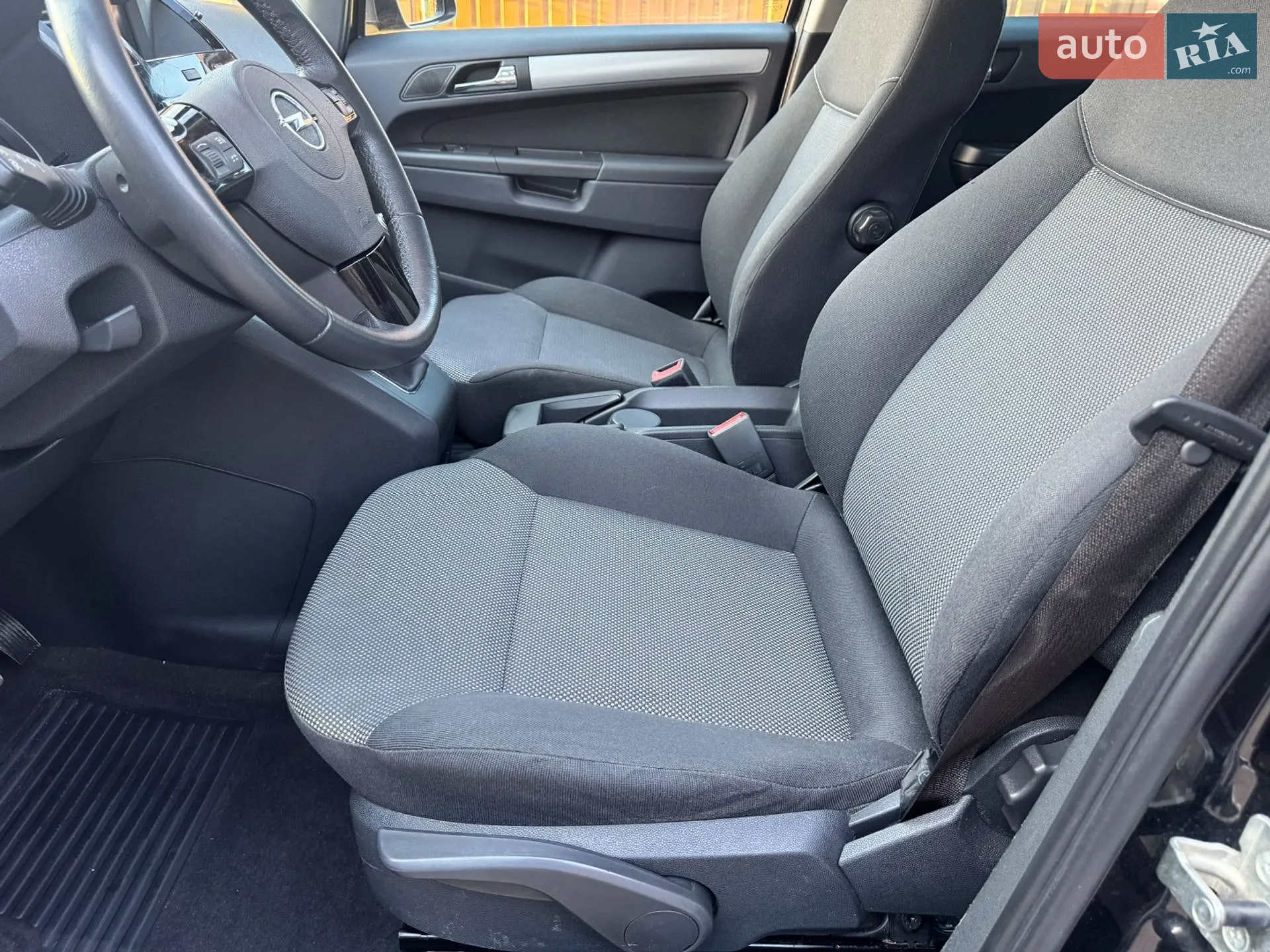 2011 Opel Zafira - мініатюра 40