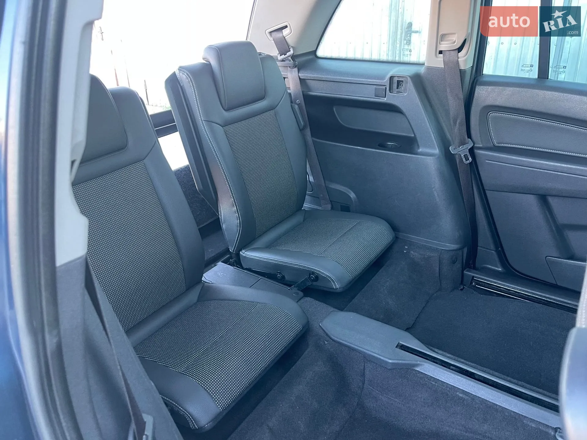 2011 Opel Zafira - мініатюра 32