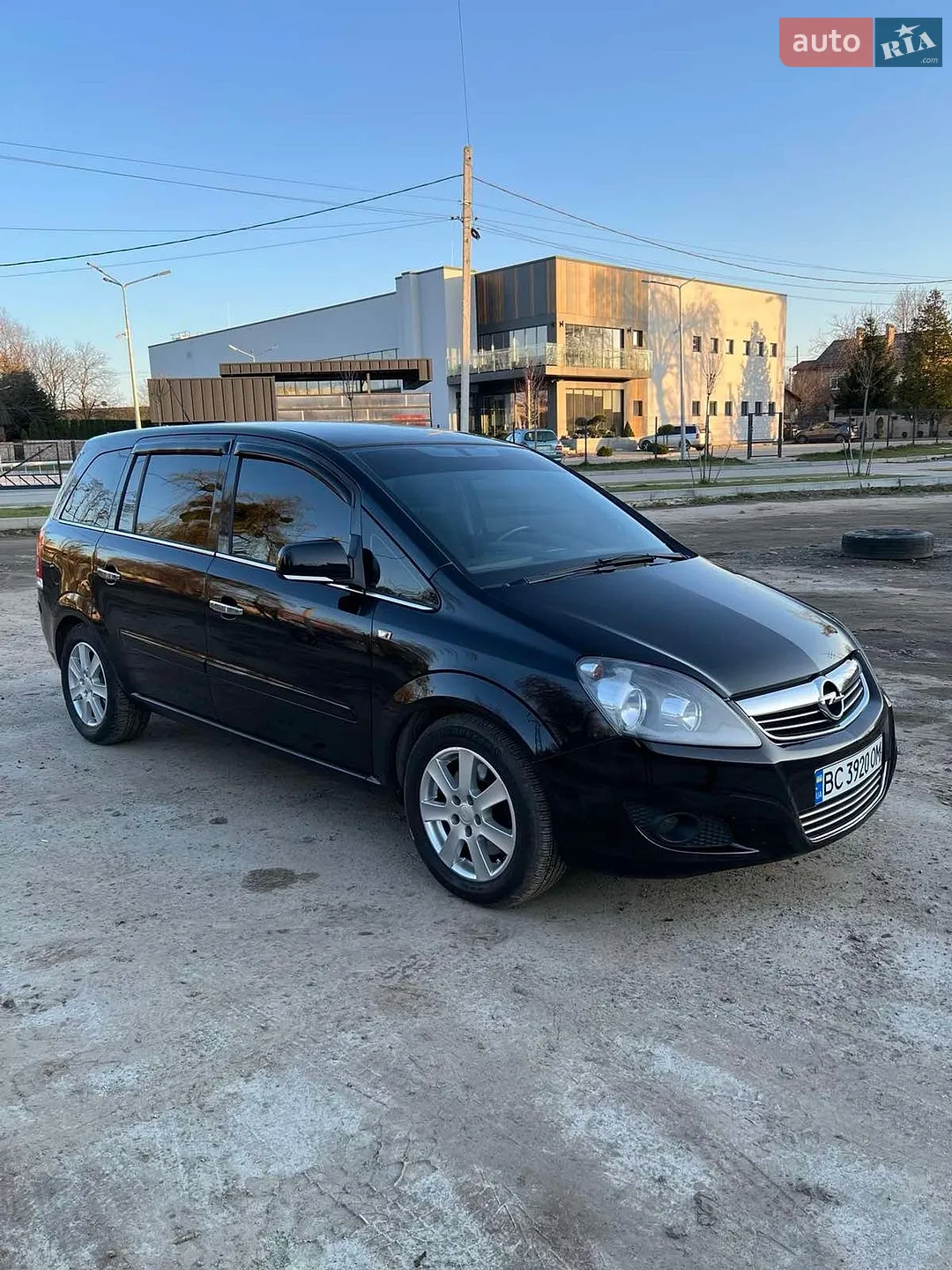 2011 Opel Zafira - фото 1