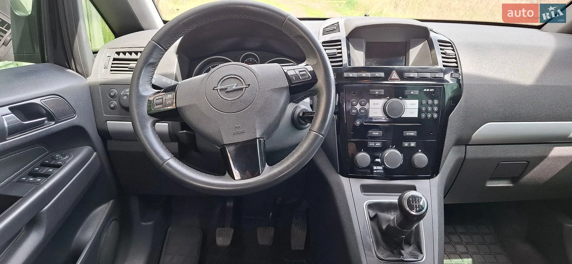 2010 Opel Zafira - мініатюра 11