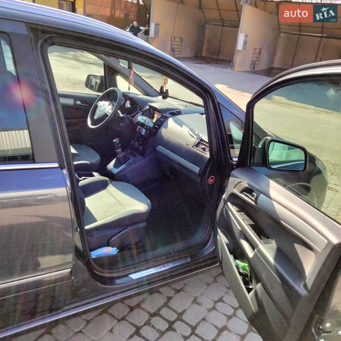 2010 Opel Zafira - мініатюра 11