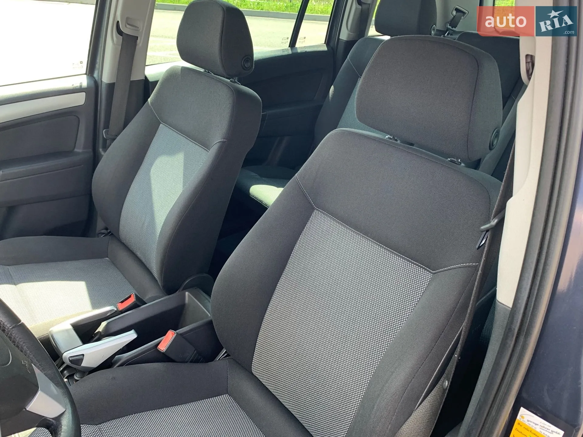 2010 Opel Zafira - мініатюра 30