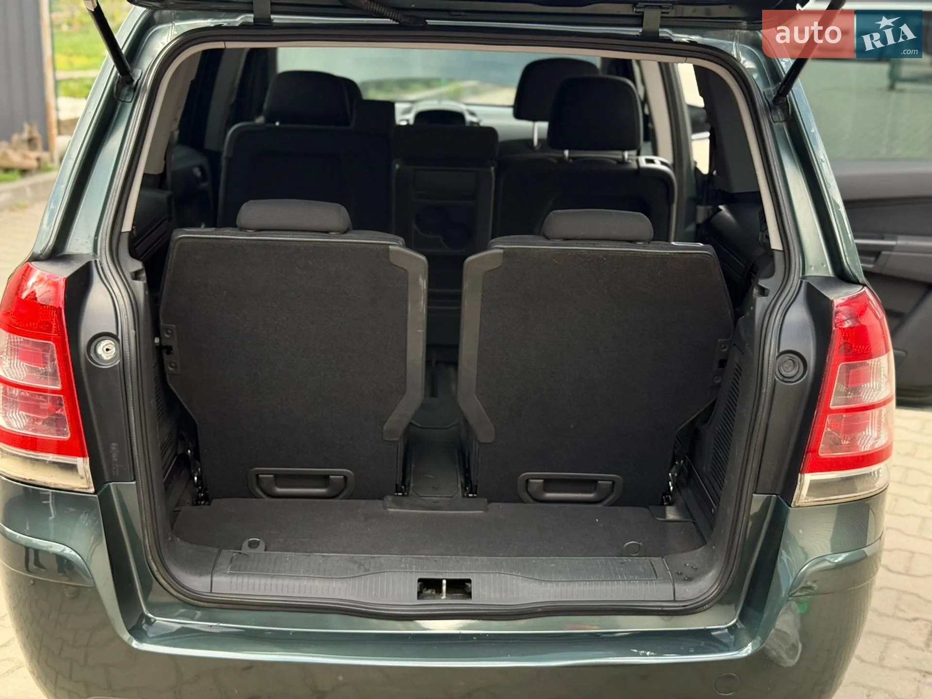2011 Opel Zafira - мініатюра 21