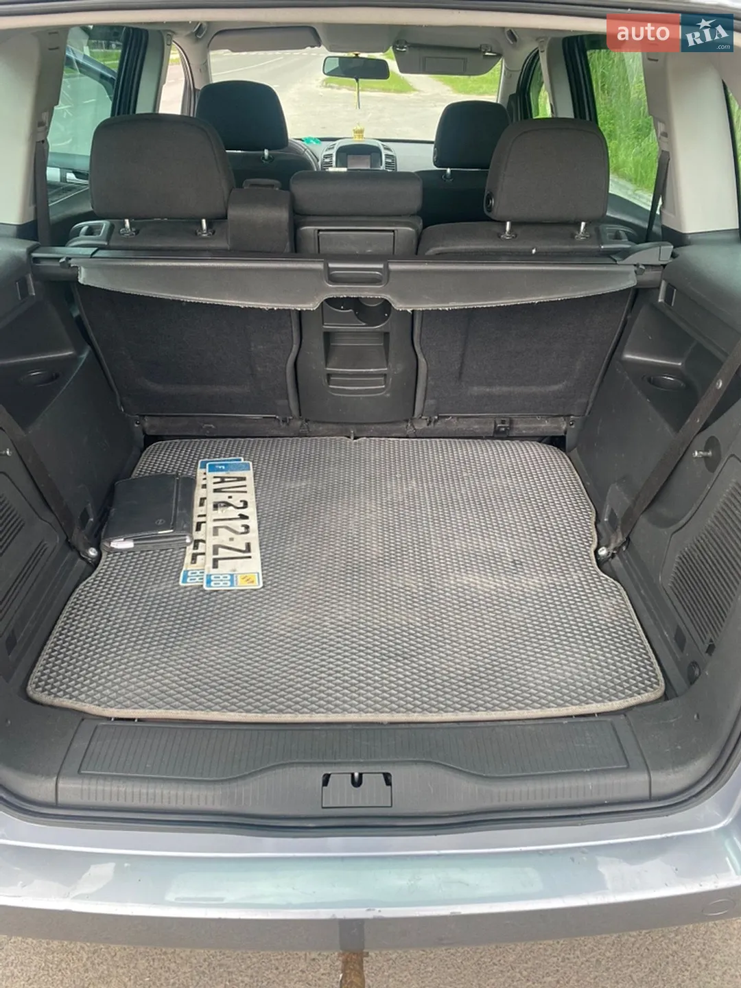 2010 Opel Zafira - мініатюра 12