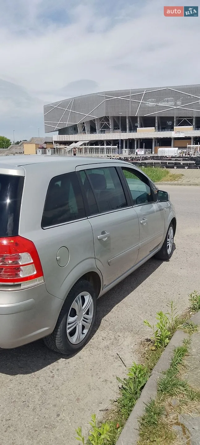 2010 Opel Zafira - мініатюра 3