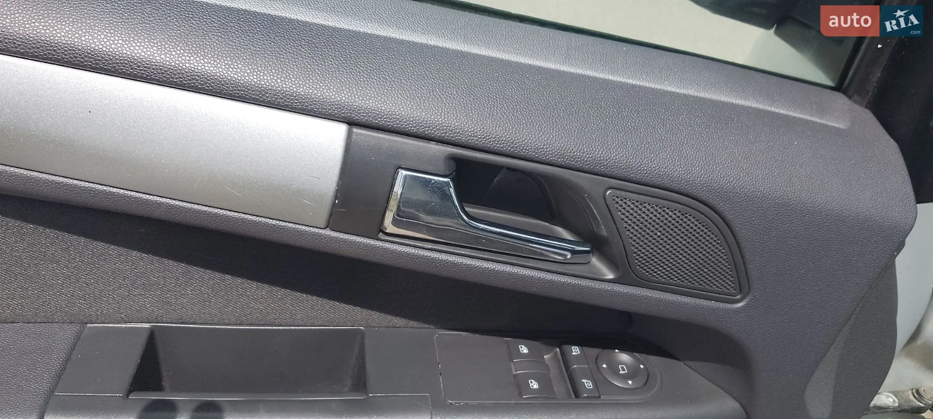 2010 Opel Zafira - мініатюра 13