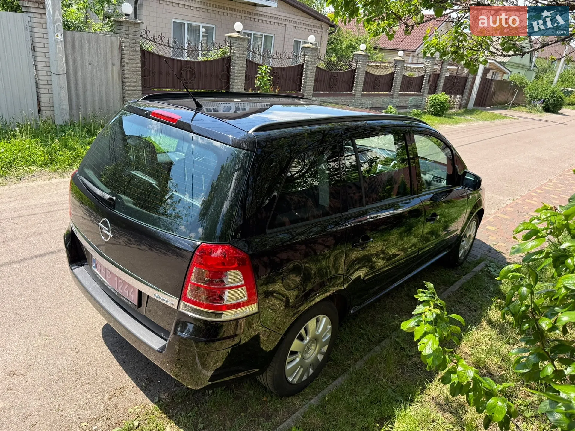 2010 Opel Zafira - мініатюра 16
