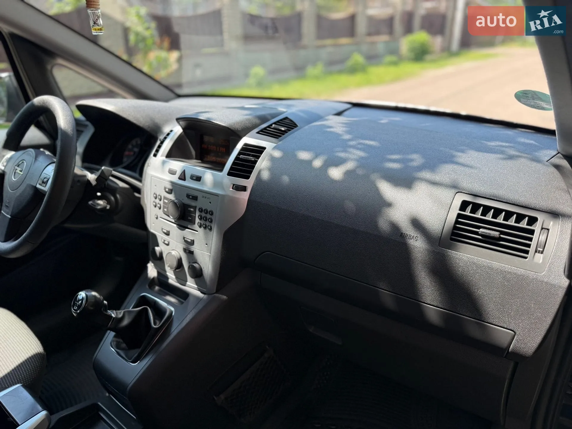 2010 Opel Zafira - мініатюра 38
