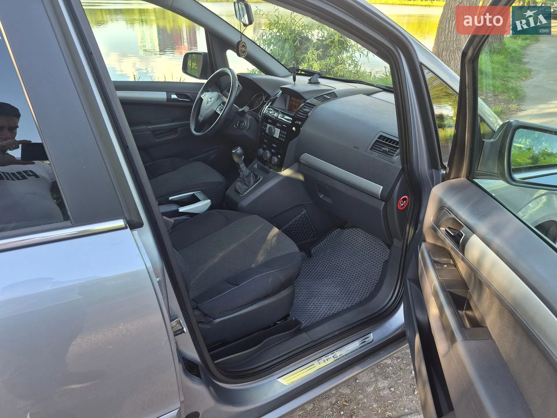 2010 Opel Zafira - мініатюра 10