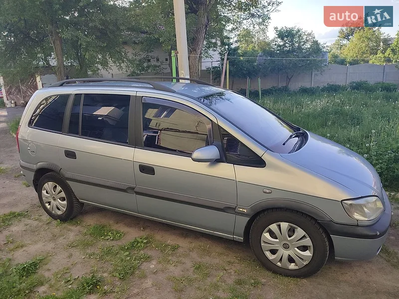 Opel Zafira 2000