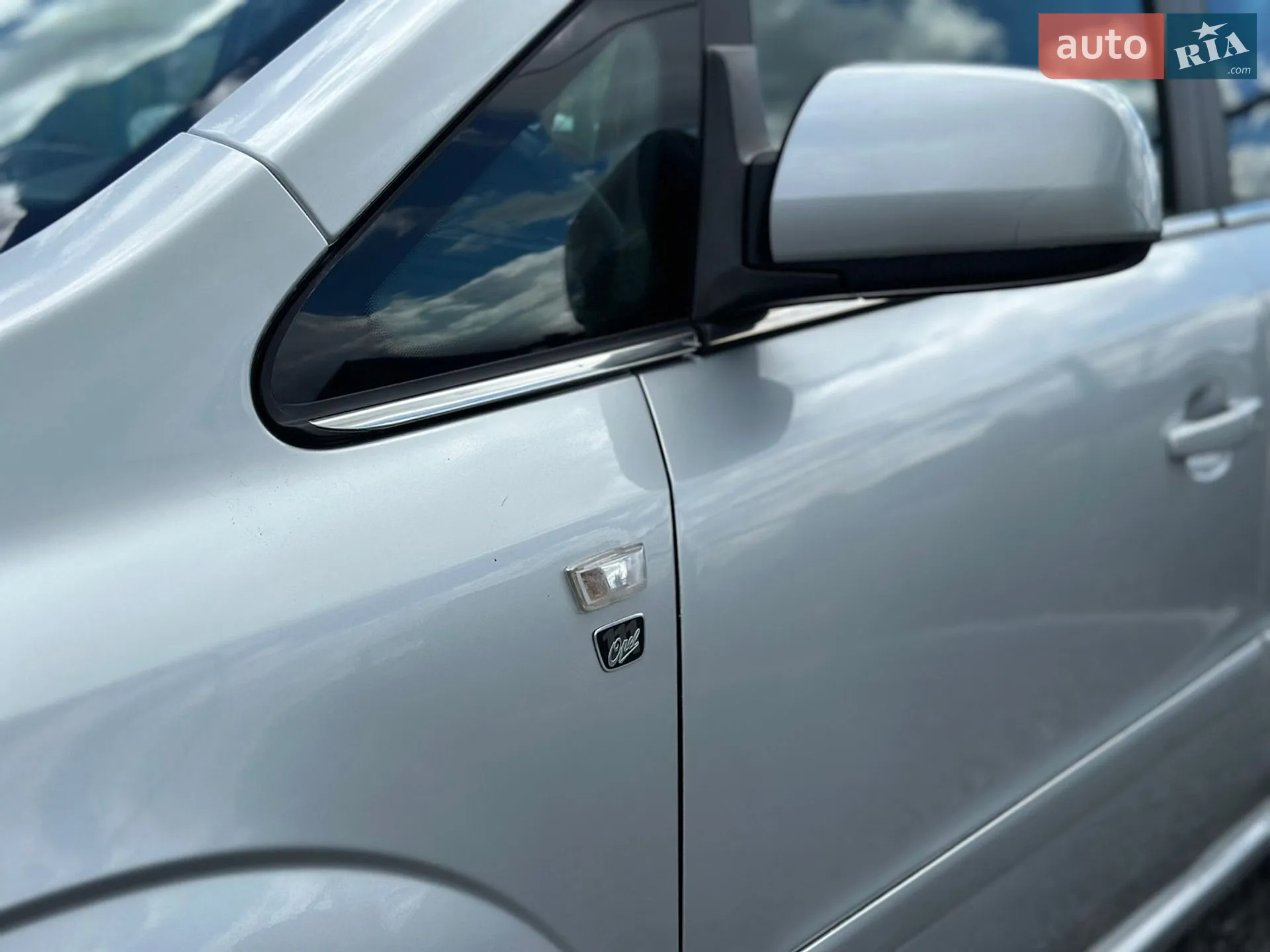 2010 Opel Zafira - мініатюра 12