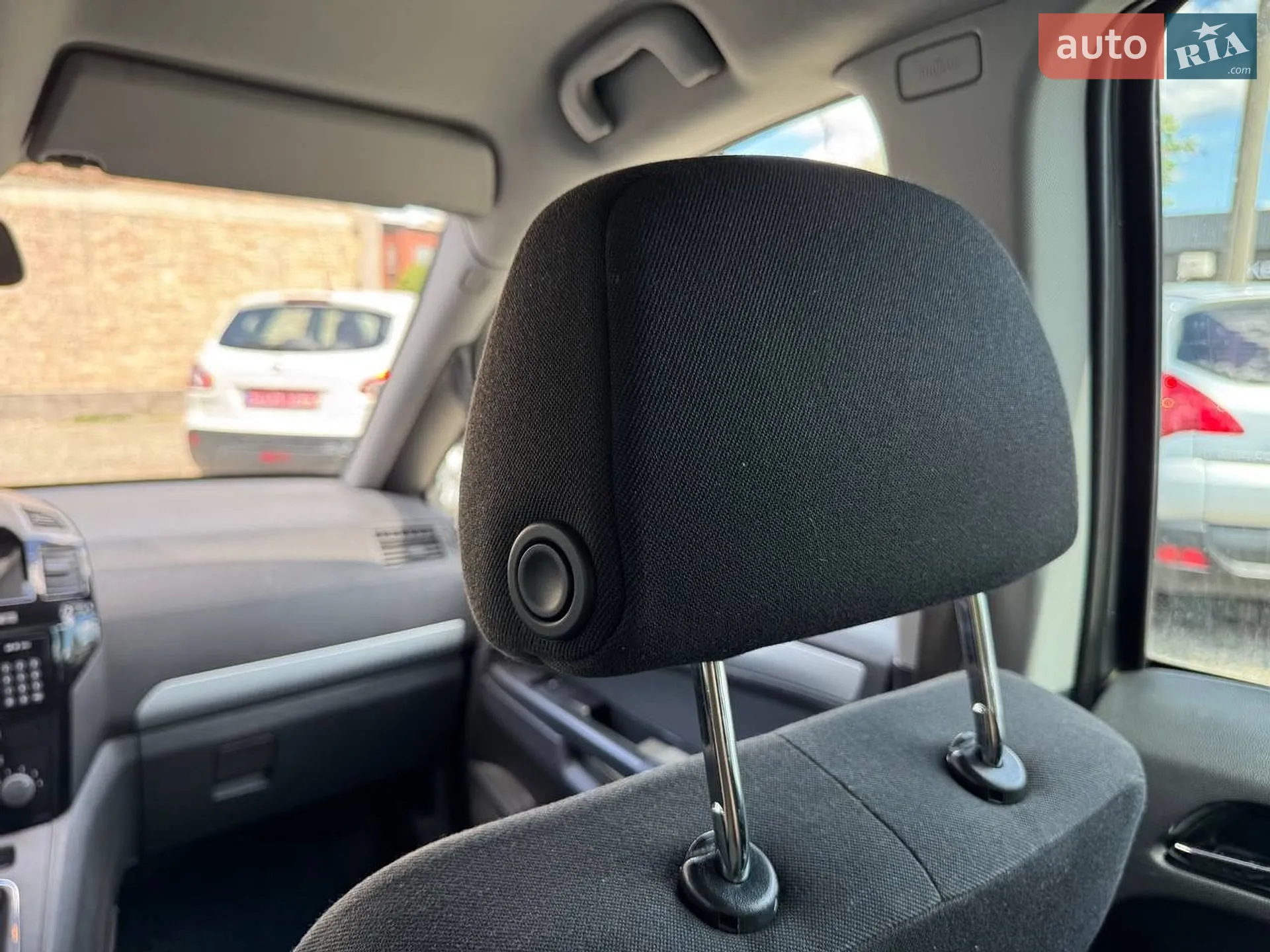 2011 Opel Zafira - мініатюра 27
