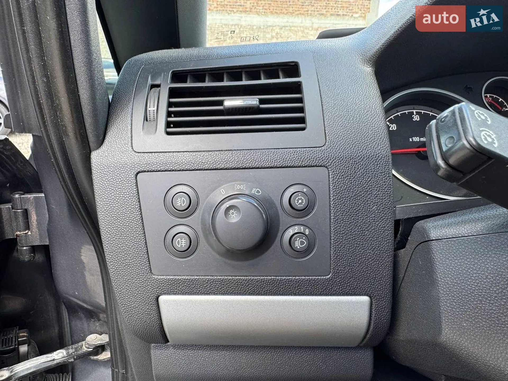 2011 Opel Zafira - мініатюра 32