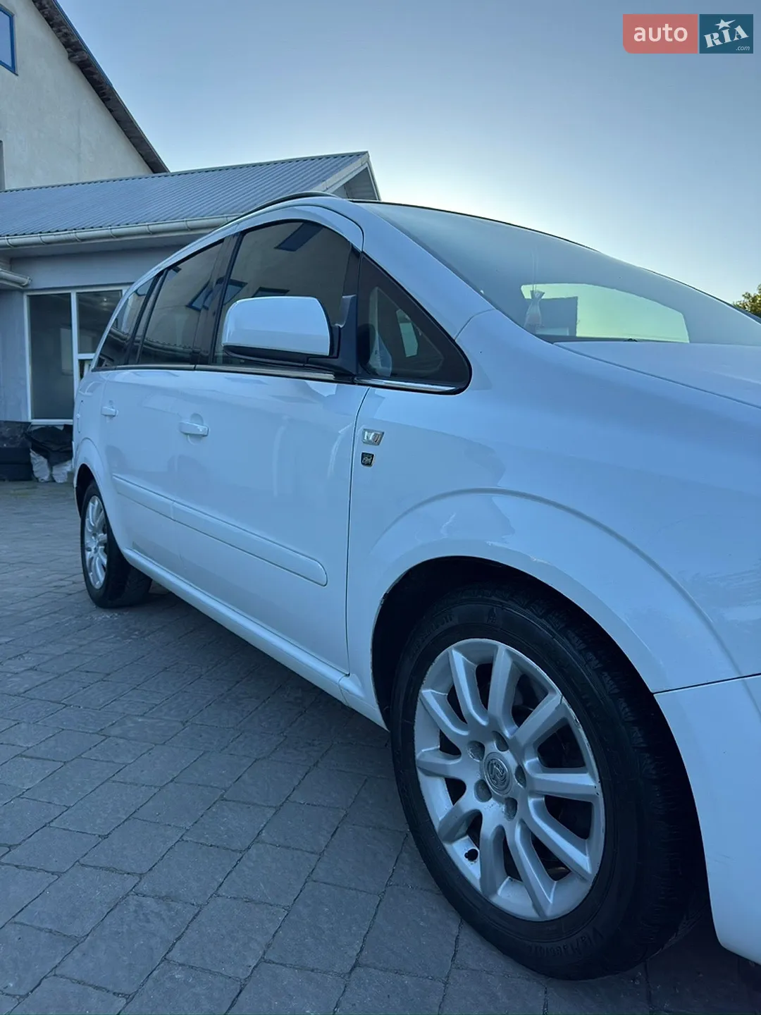 2010 Opel Zafira - мініатюра 26