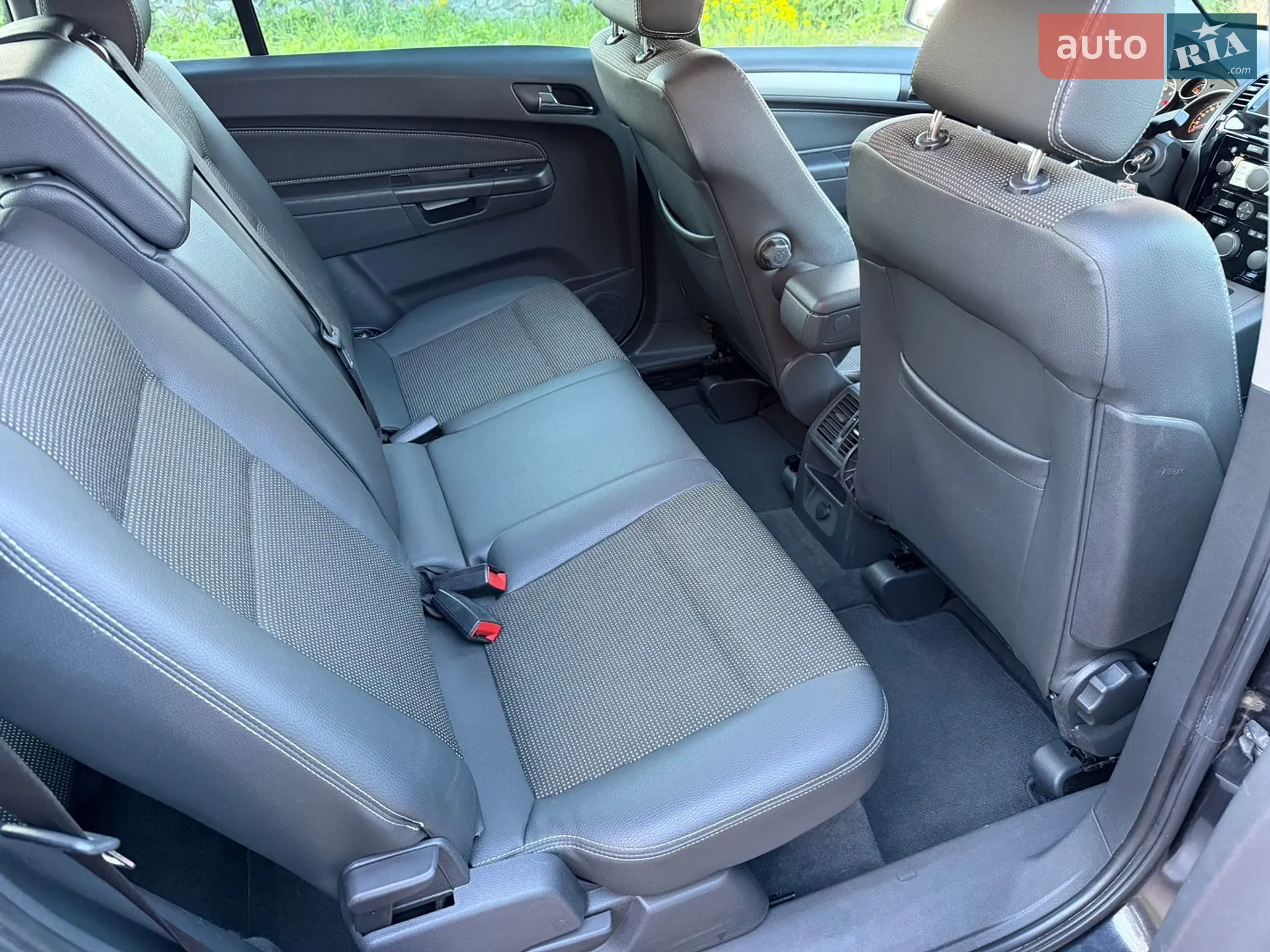 2011 Opel Zafira - мініатюра 61