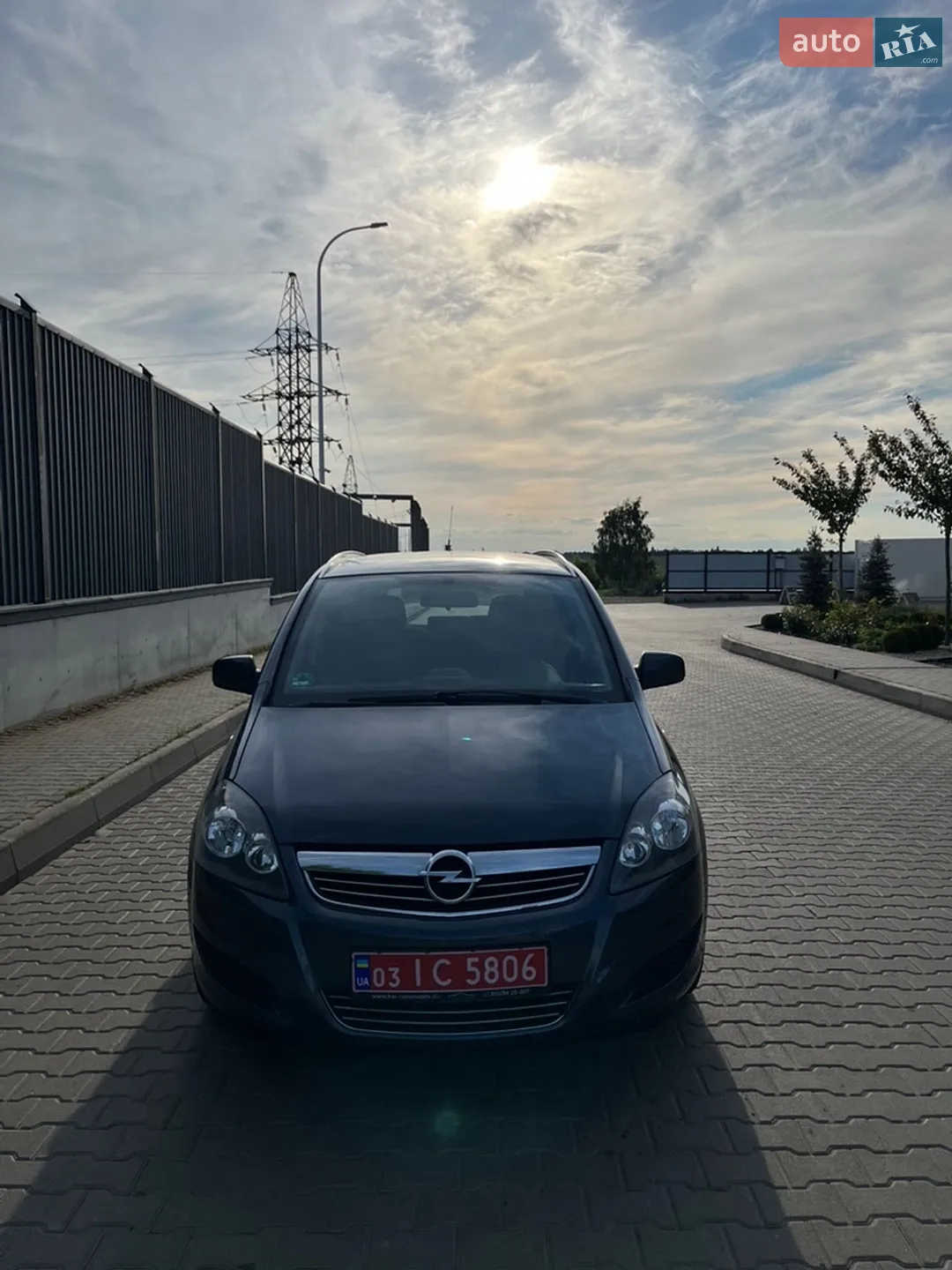 2010 Opel Zafira - мініатюра 10