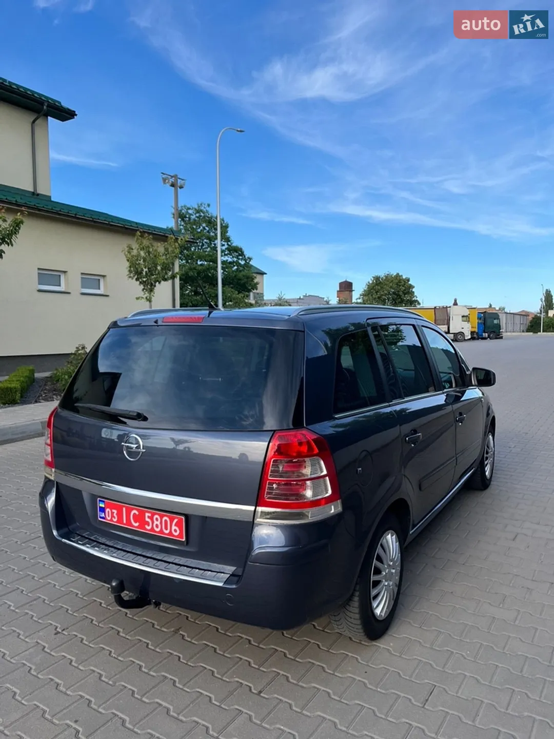 2010 Opel Zafira - мініатюра 18