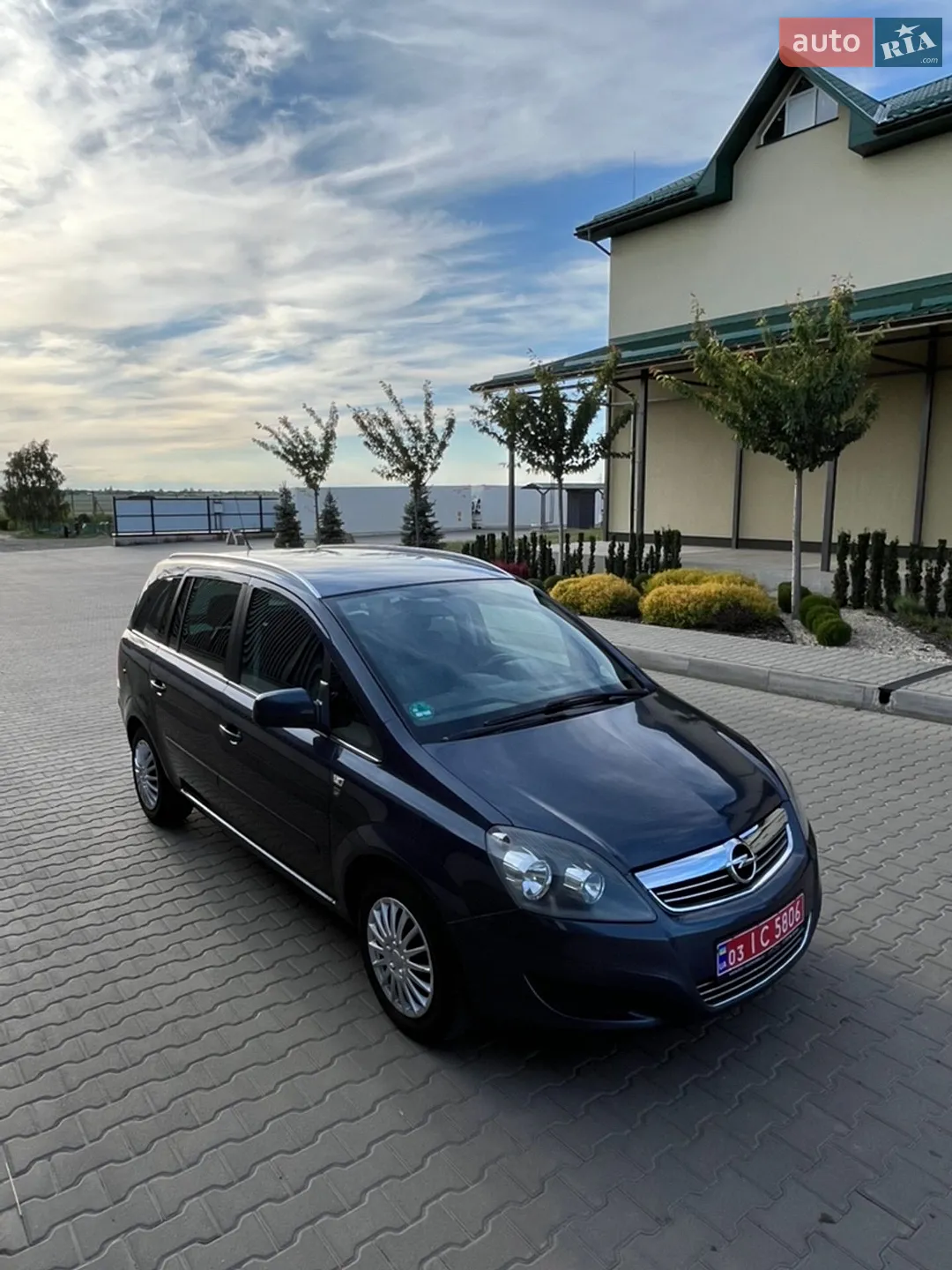 2010 Opel Zafira - мініатюра 15