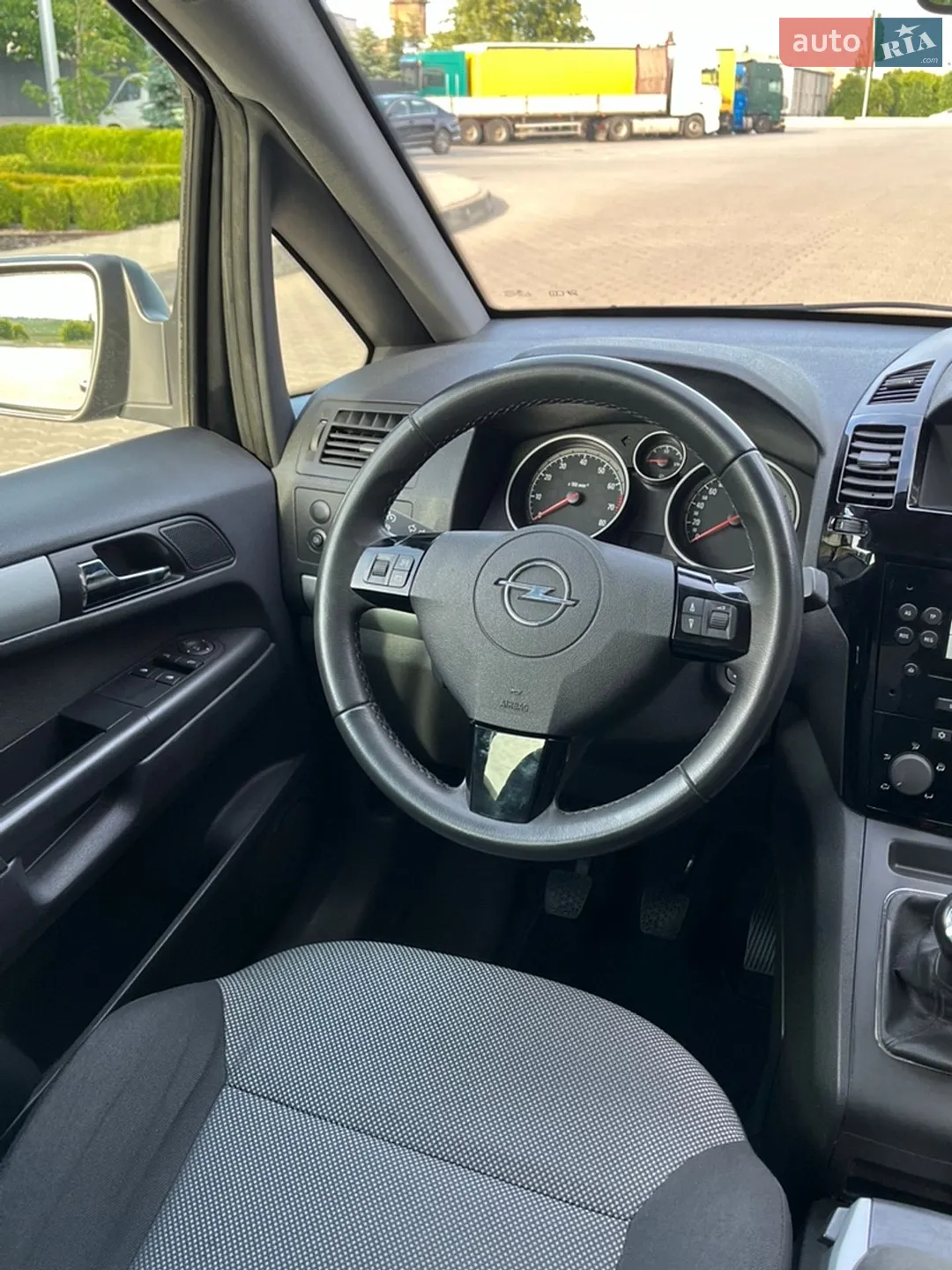 2010 Opel Zafira - мініатюра 28