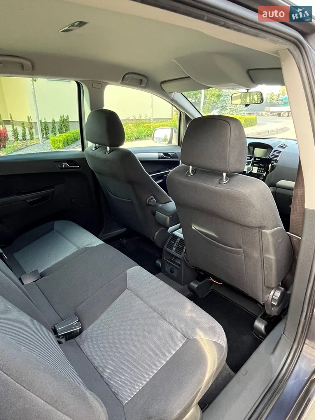 2010 Opel Zafira - мініатюра 30