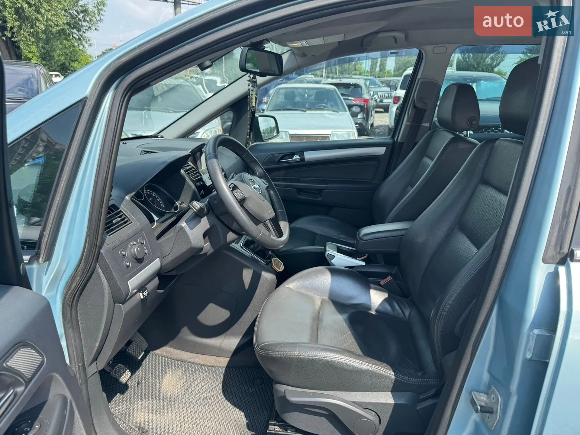 2010 Opel Zafira - мініатюра 10