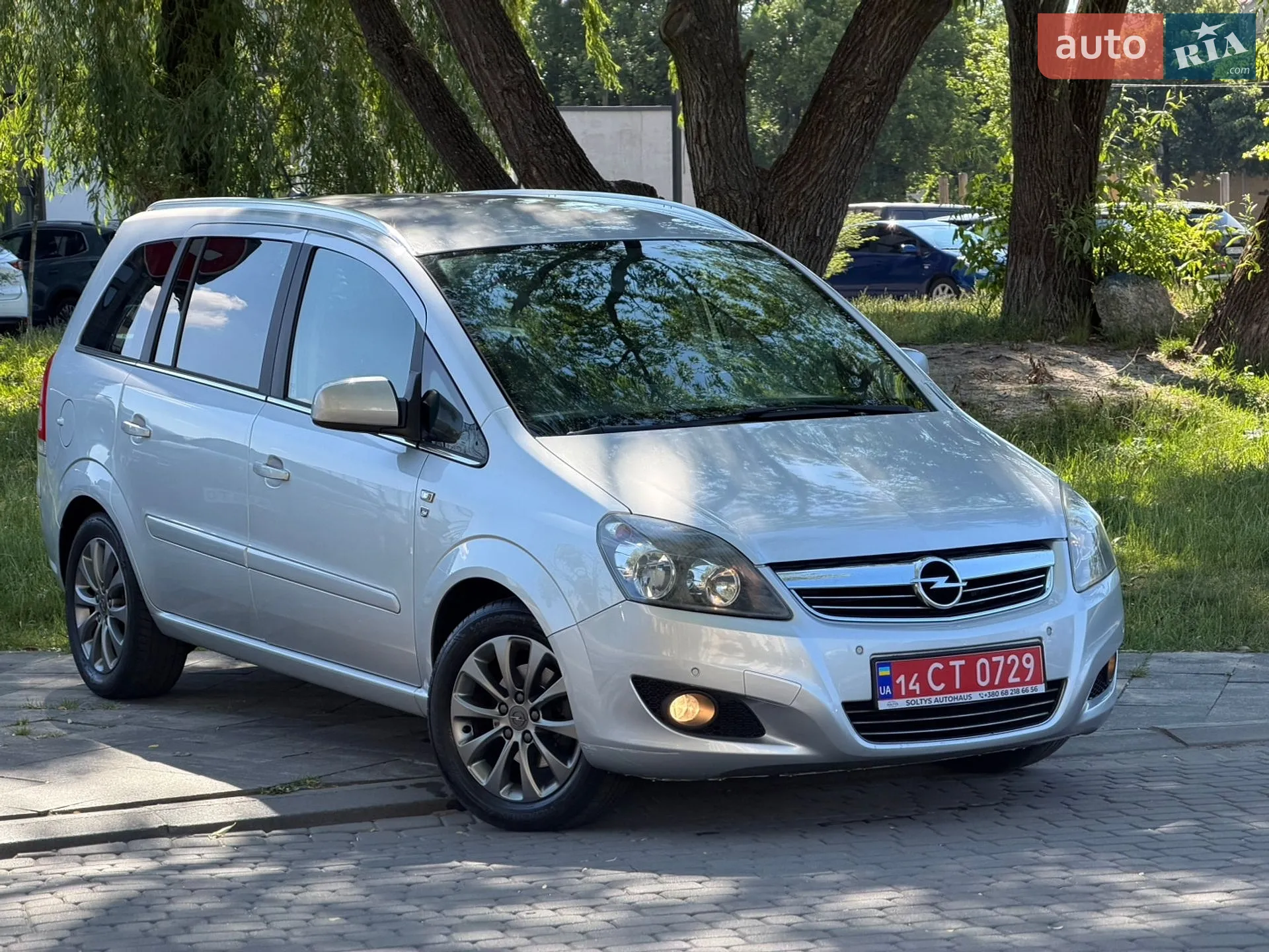 2011 Opel Zafira - мініатюра 2