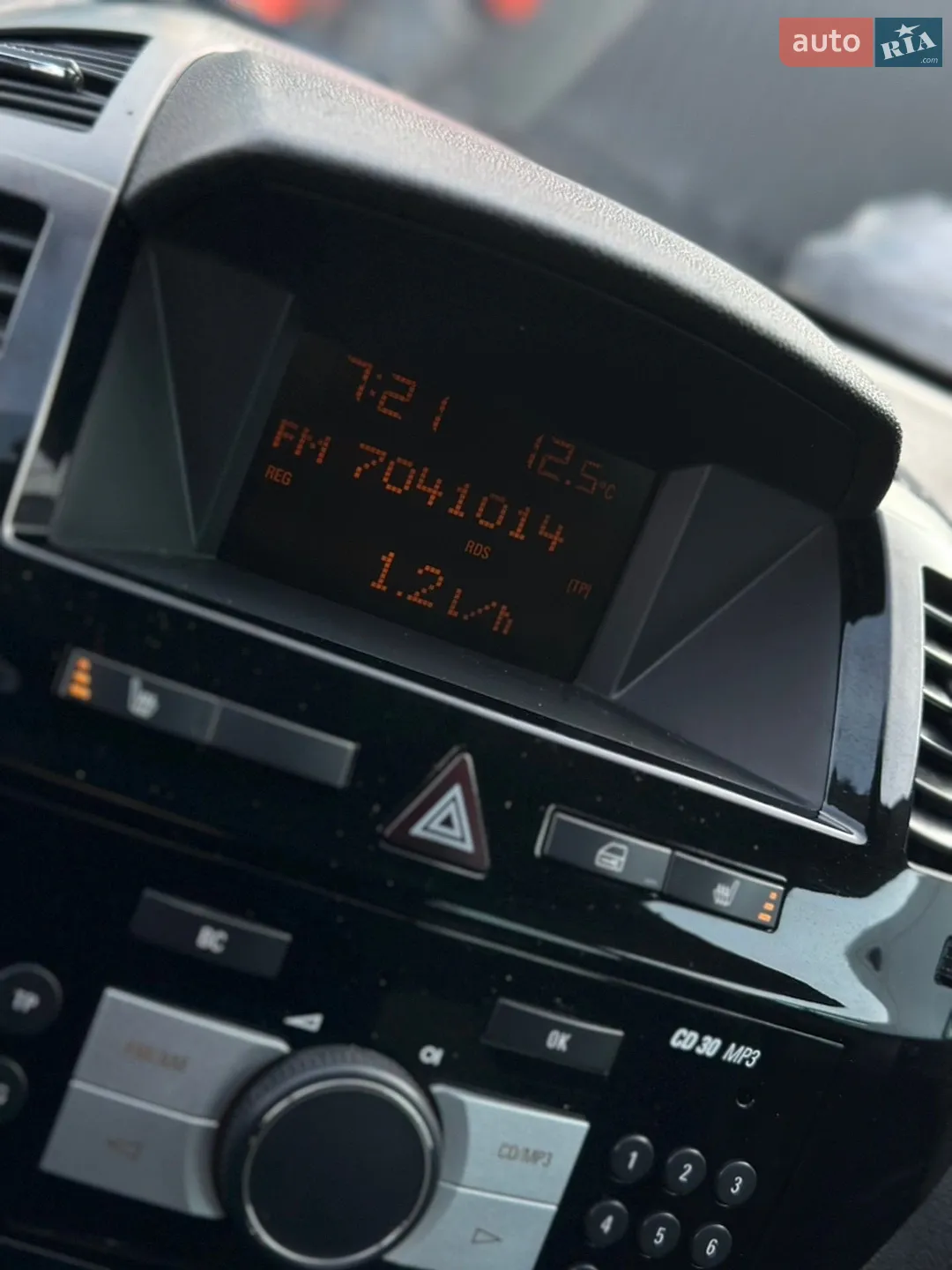 2011 Opel Zafira - мініатюра 26