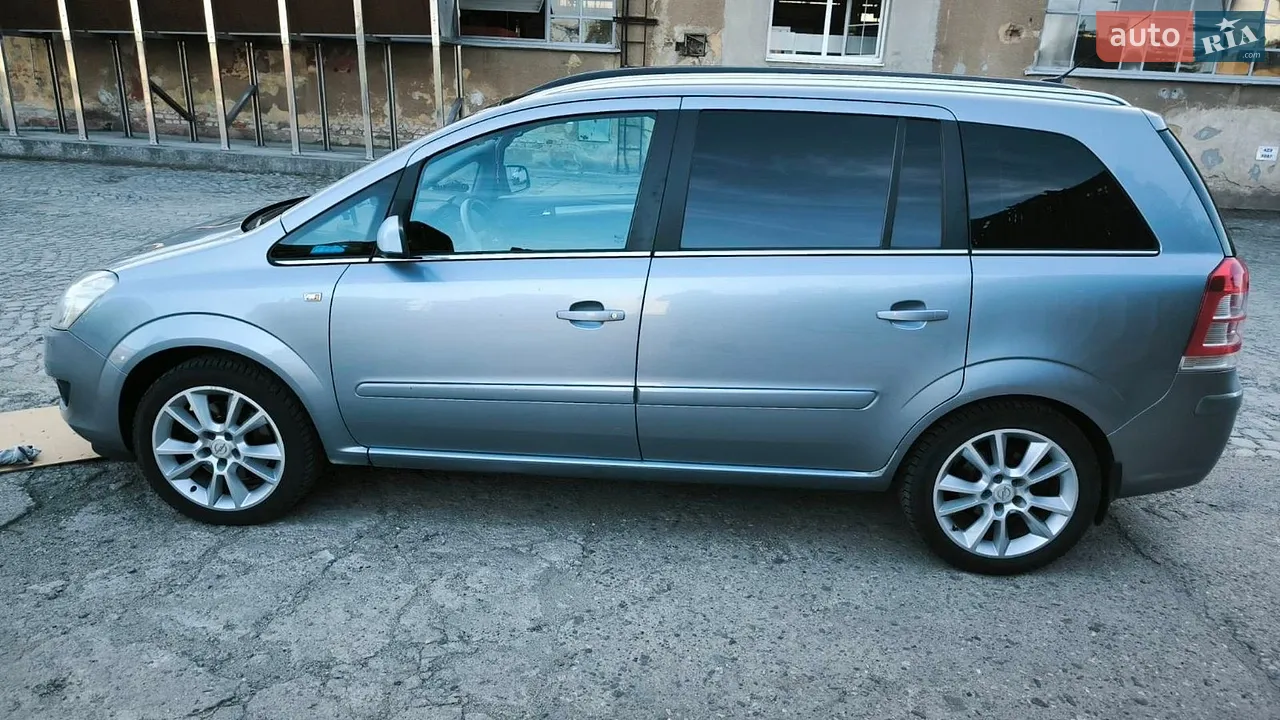 2011 Opel Zafira - мініатюра 20
