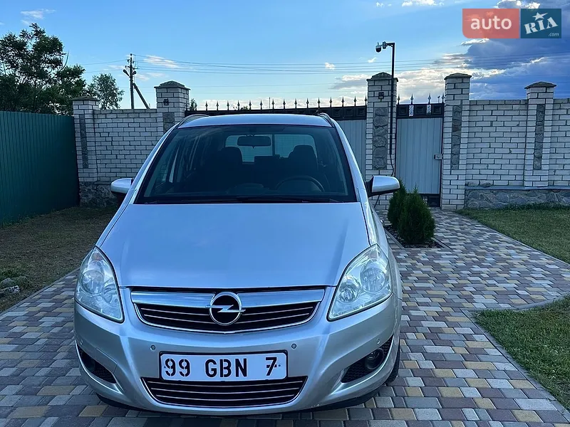Opel Zafira