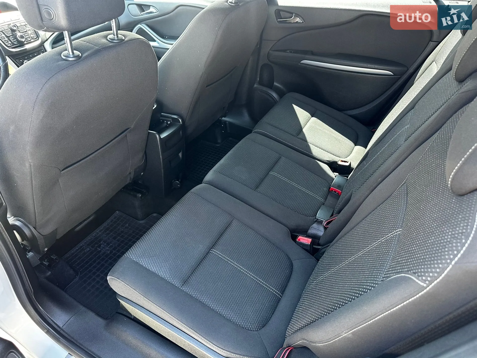 2014 Opel Zafira - мініатюра 19