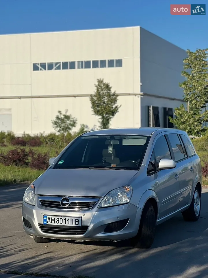 2010 Opel Zafira - мініатюра 19