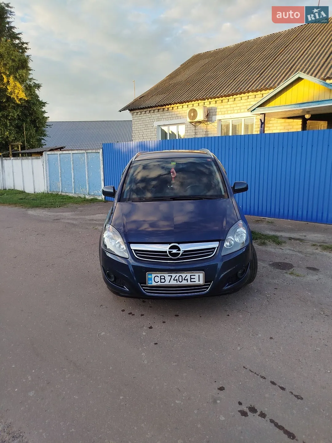 2010 Opel Zafira - мініатюра 2