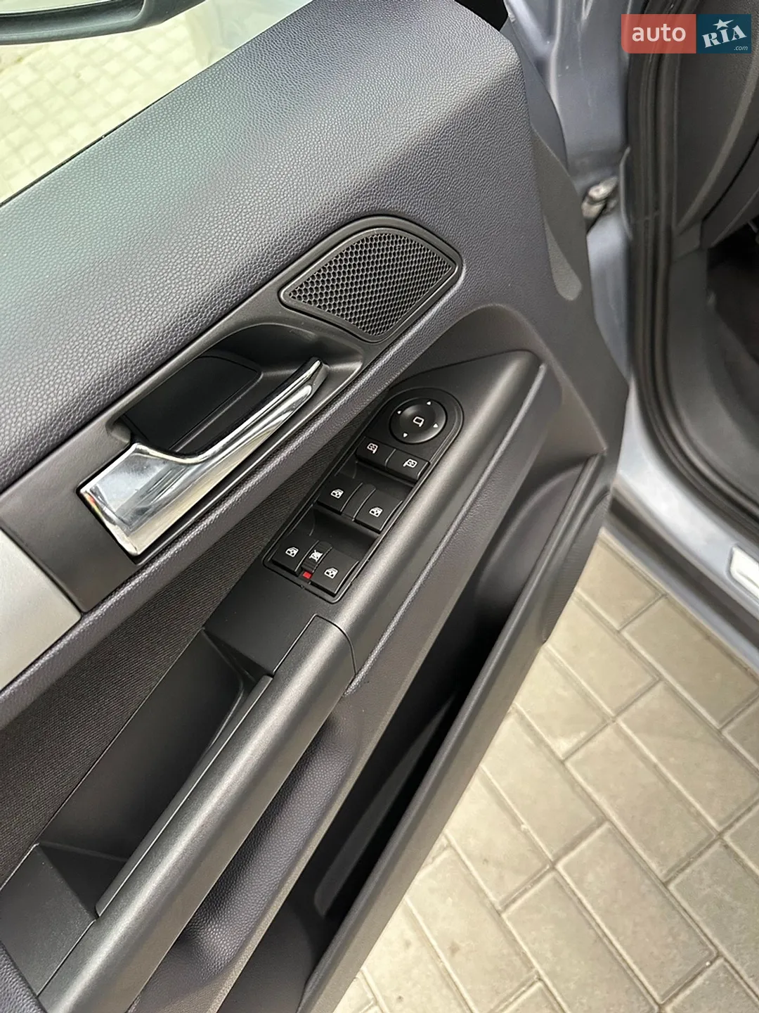 2010 Opel Zafira - мініатюра 18