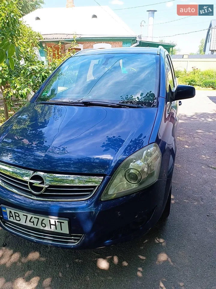 2010 Opel Zafira - мініатюра 13