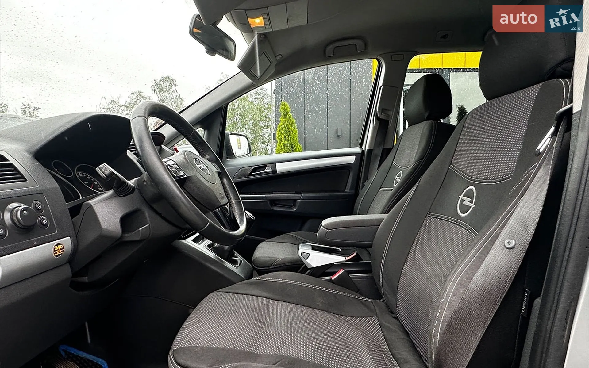 2010 Opel Zafira - мініатюра 9