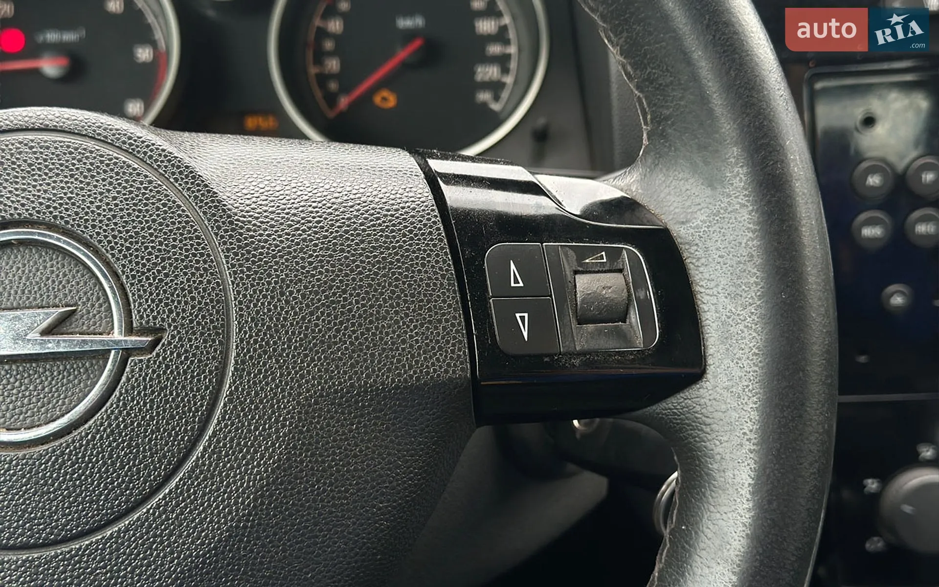 2010 Opel Zafira - мініатюра 15