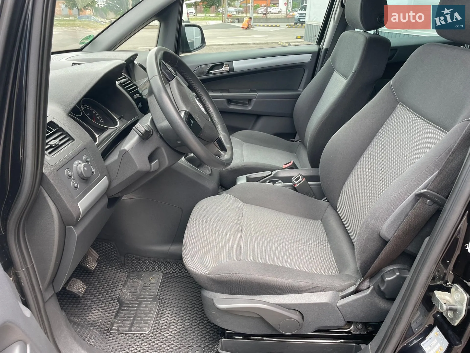 2011 Opel Zafira - мініатюра 11