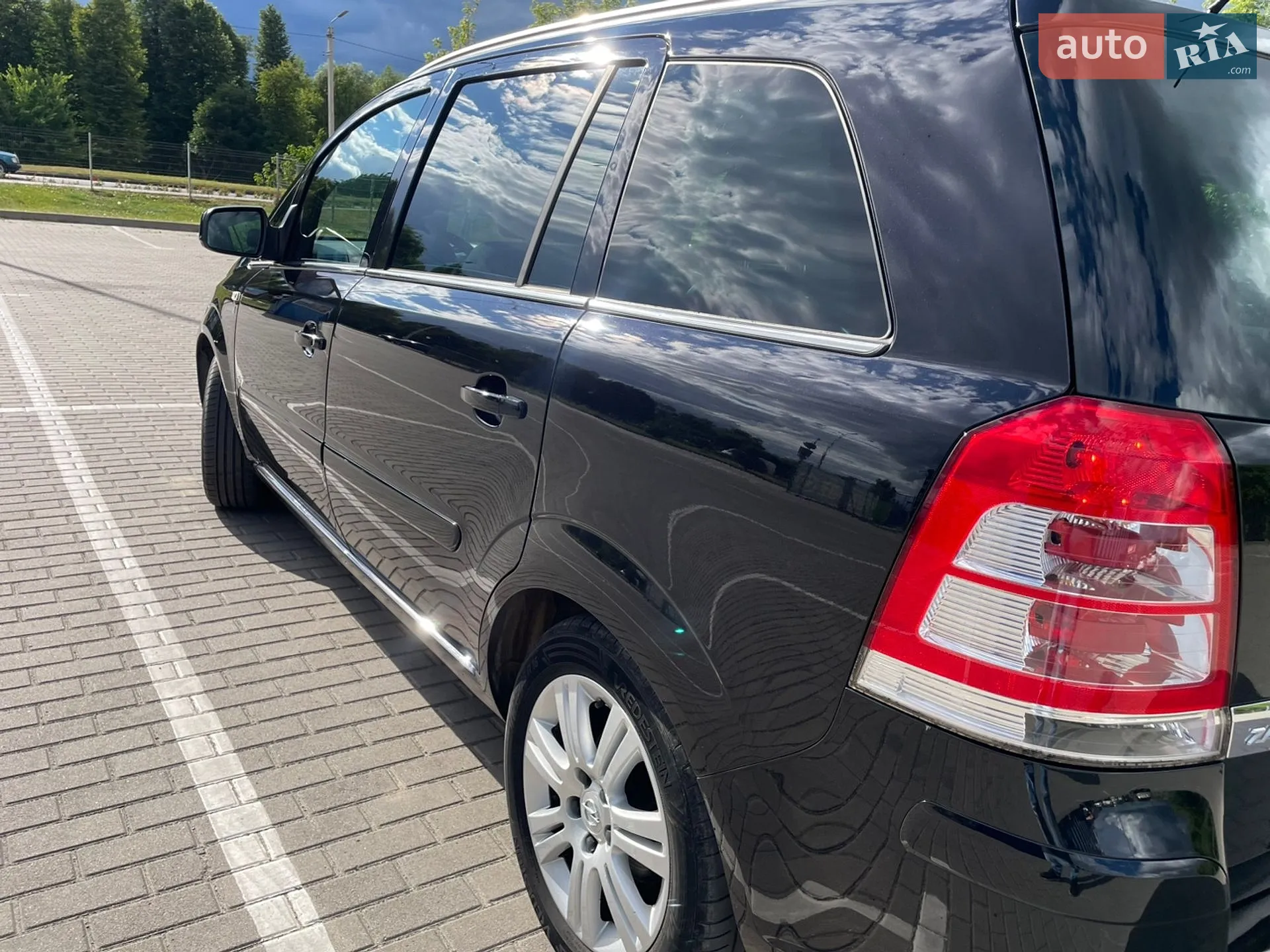 2010 Opel Zafira - мініатюра 10