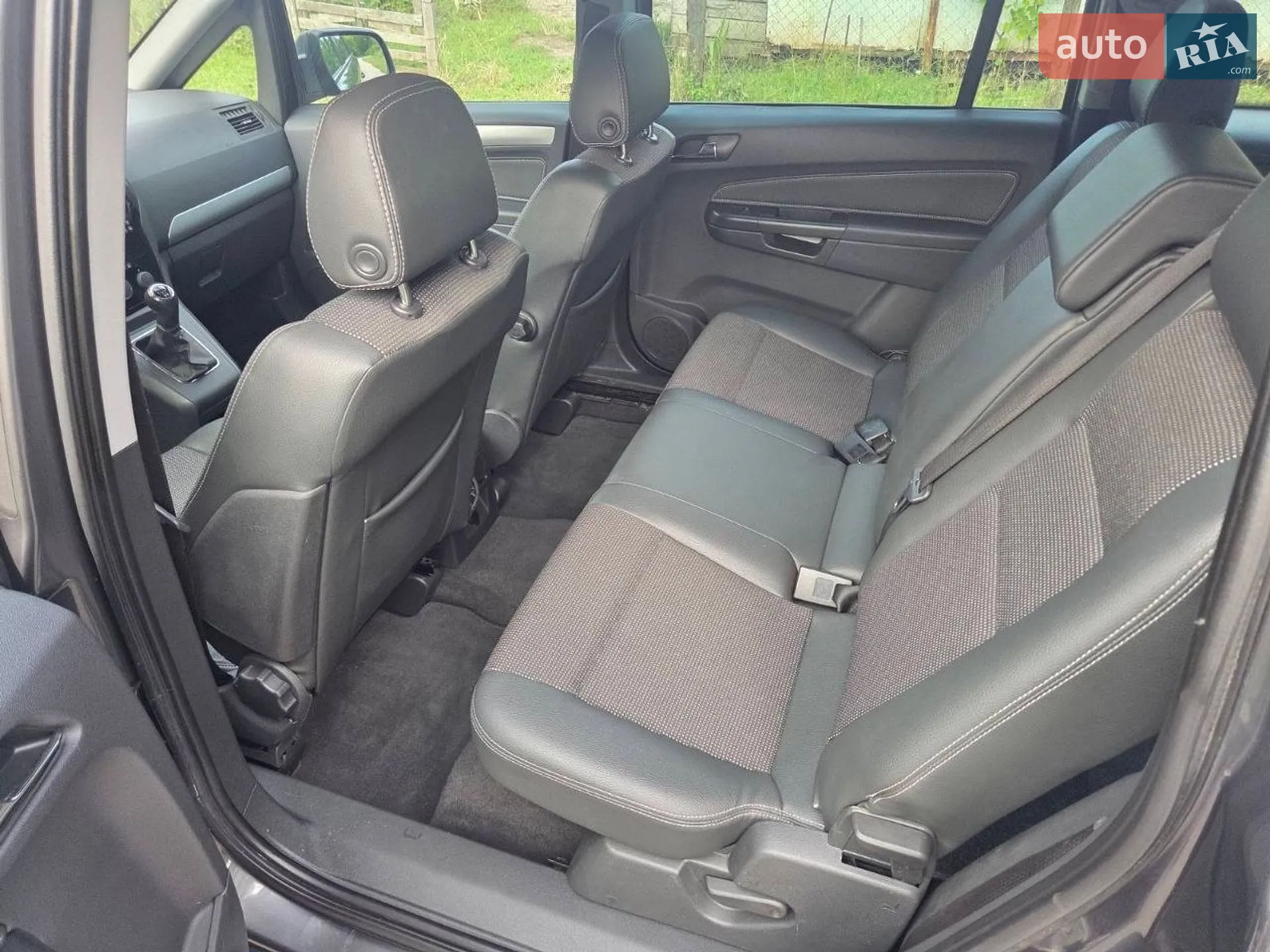2010 Opel Zafira - мініатюра 17