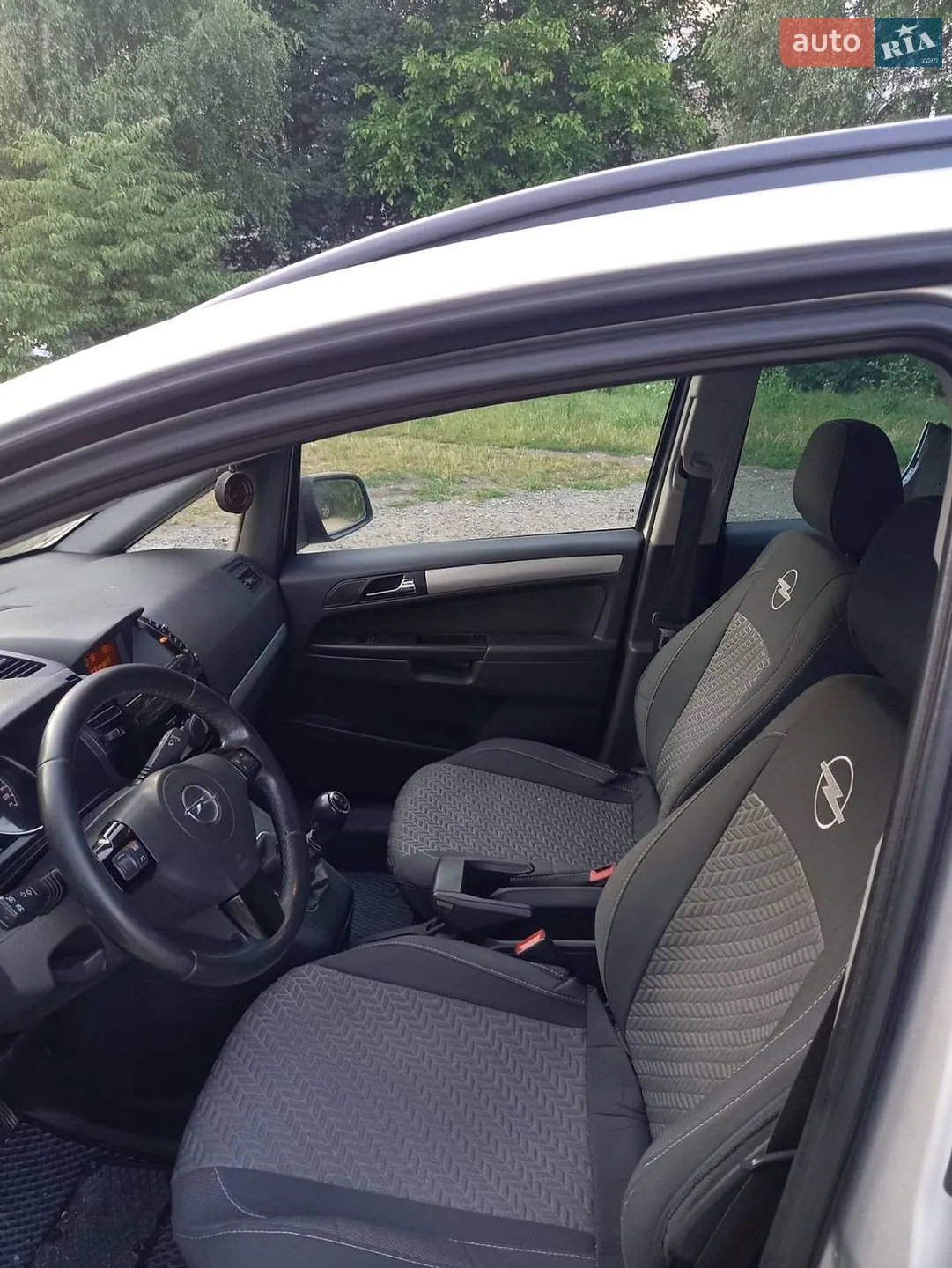 2010 Opel Zafira - мініатюра 13