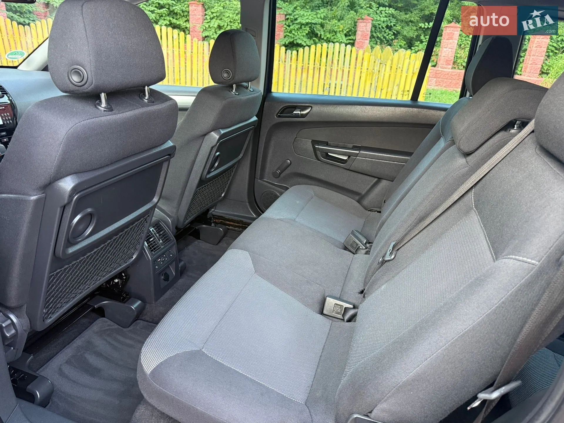 2011 Opel Zafira - мініатюра 26