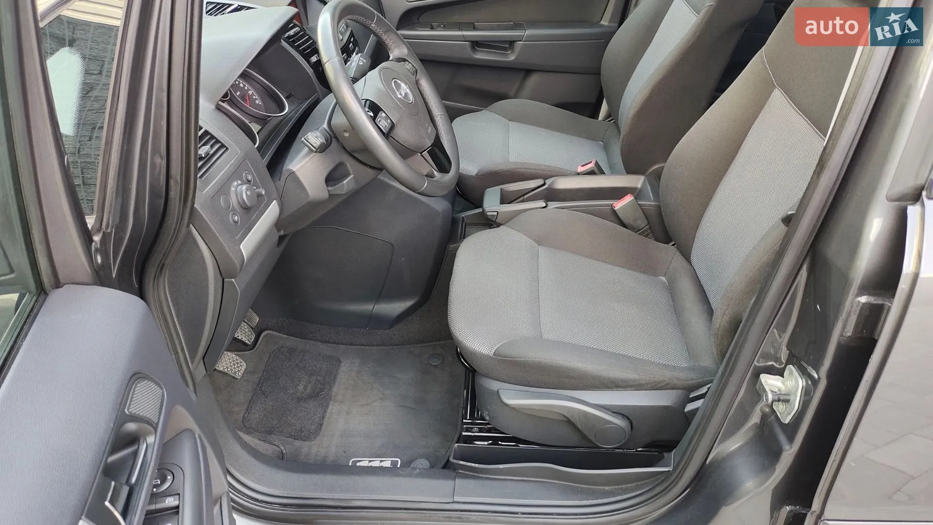 2011 Opel Zafira - мініатюра 12