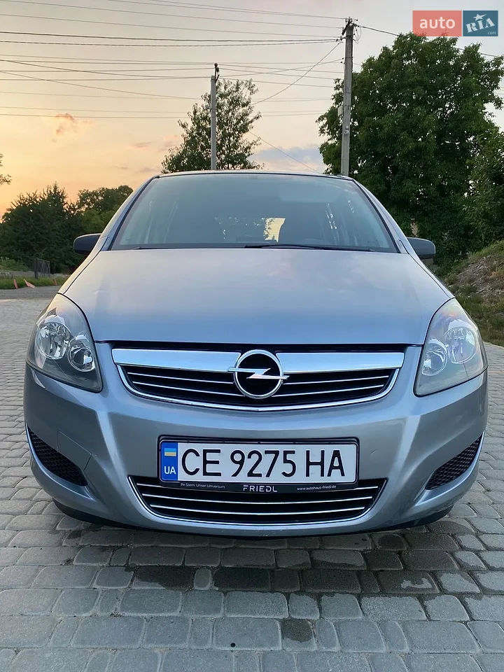 2010 Opel Zafira - мініатюра 9