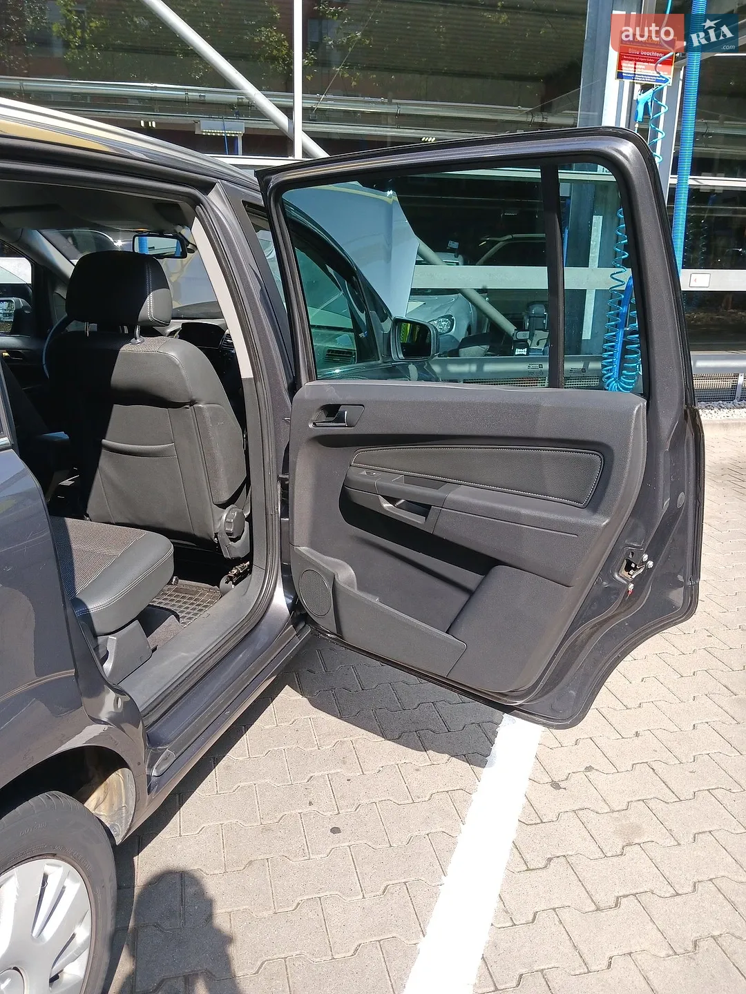 2011 Opel Zafira - мініатюра 28