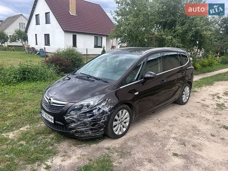 Opel Zafira 2014