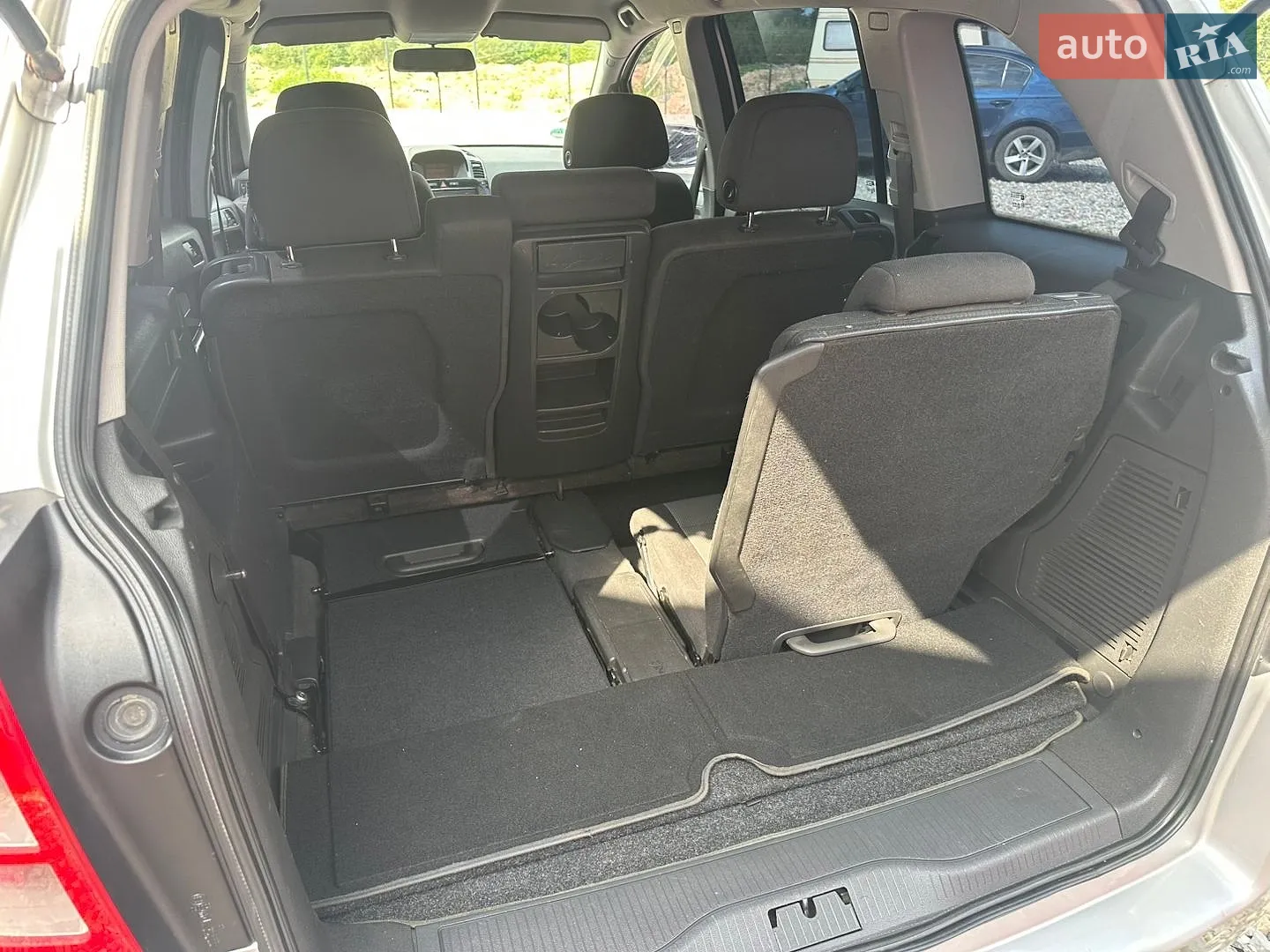 2010 Opel Zafira - мініатюра 26