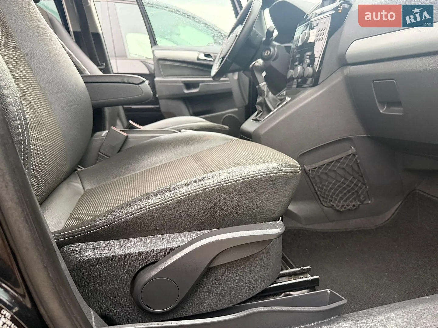 2010 Opel Zafira - мініатюра 14